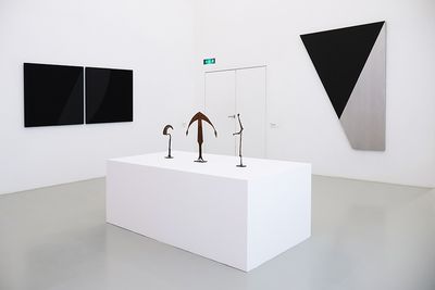 Gottfried Honegger - From the singular to the plural